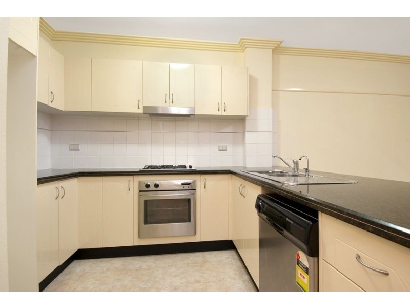 17/392-402 Windsor Road, Baulkham Hills NSW 2153
