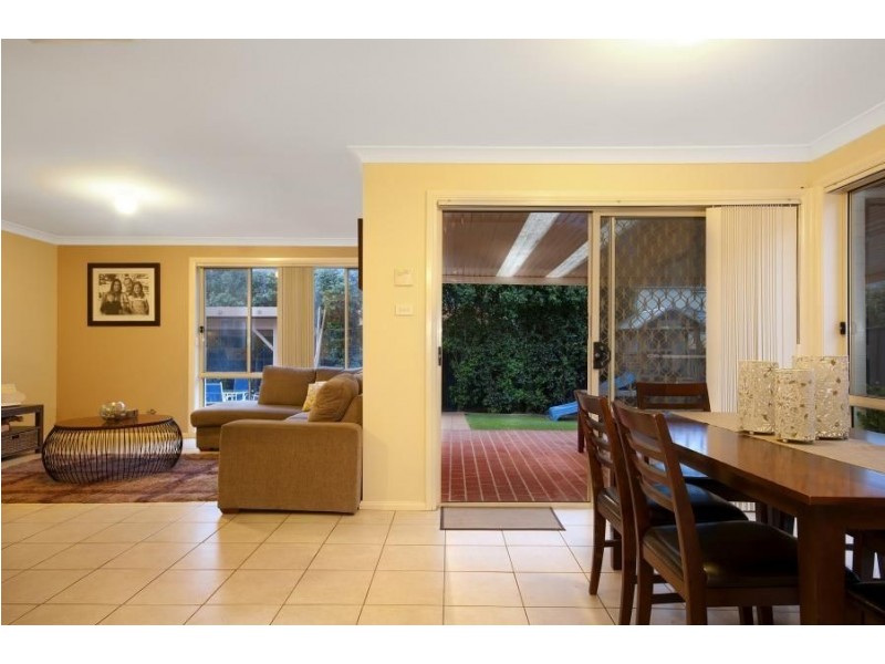 34 Millcroft Way, Beaumont Hills NSW 2155