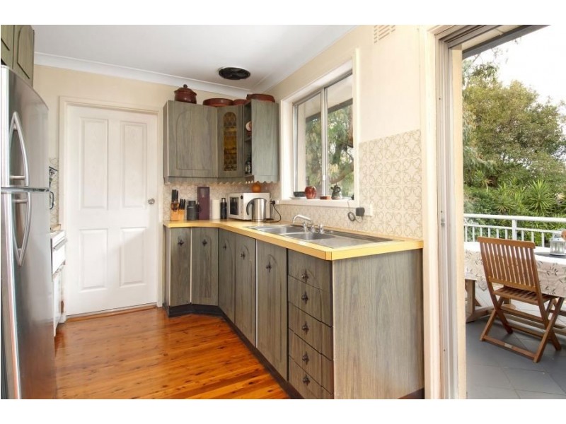 25 Ambleside Drive, Castle Hill NSW 2154