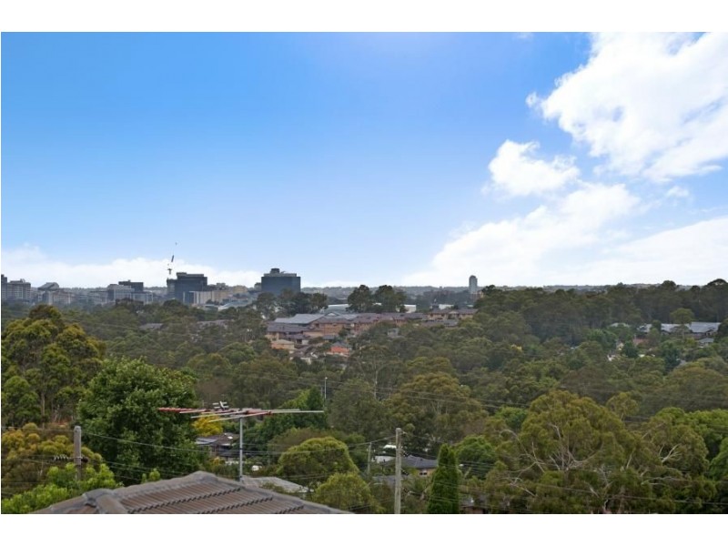 6 Mangalore Drive, Winston Hills NSW 2153