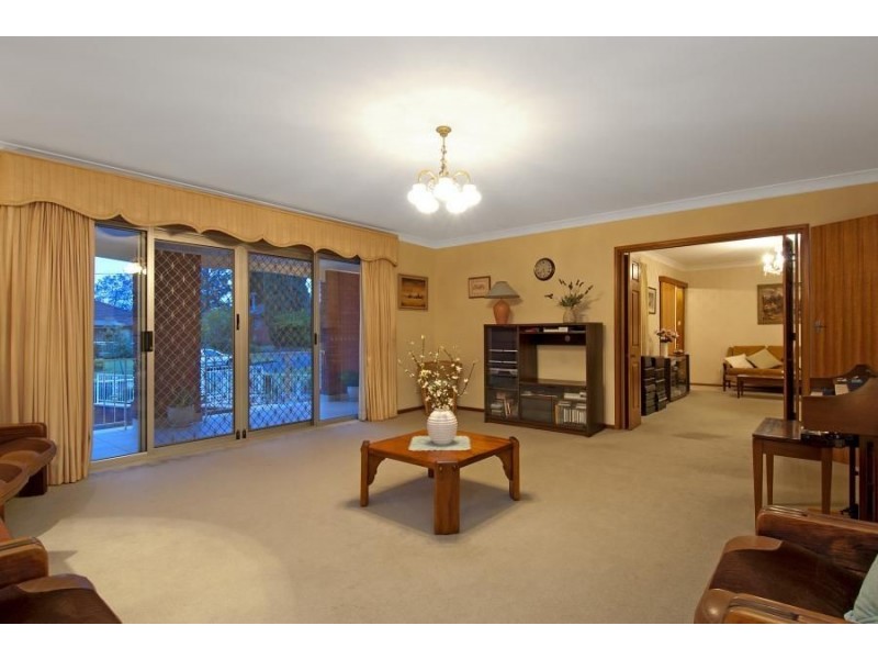 35 Almeria Avenue, Baulkham Hills NSW 2153