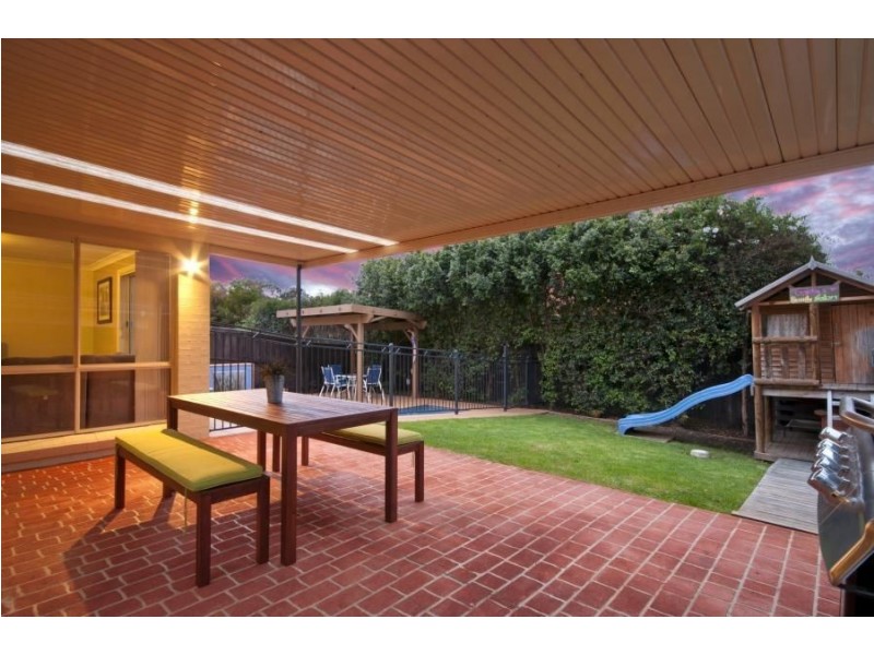 34 Millcroft Way, Beaumont Hills NSW 2155