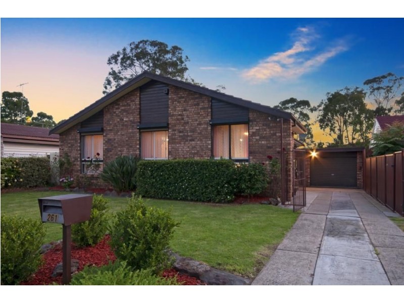 261 Madagascar Drive, Kings Park NSW 2148