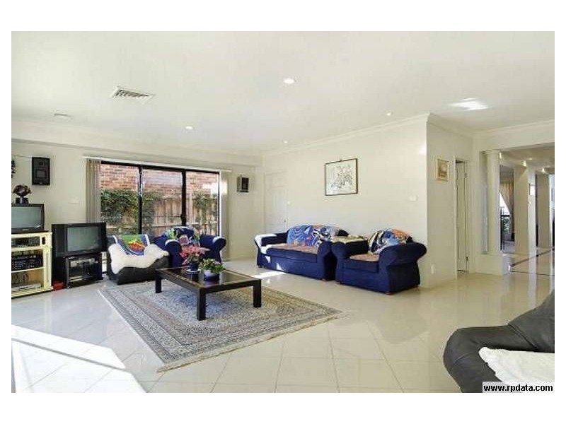 16 Peter Wilson Street, Glenwood NSW 2768