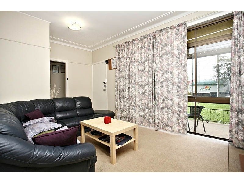 6 Edna Avenue, Toongabbie NSW 2146