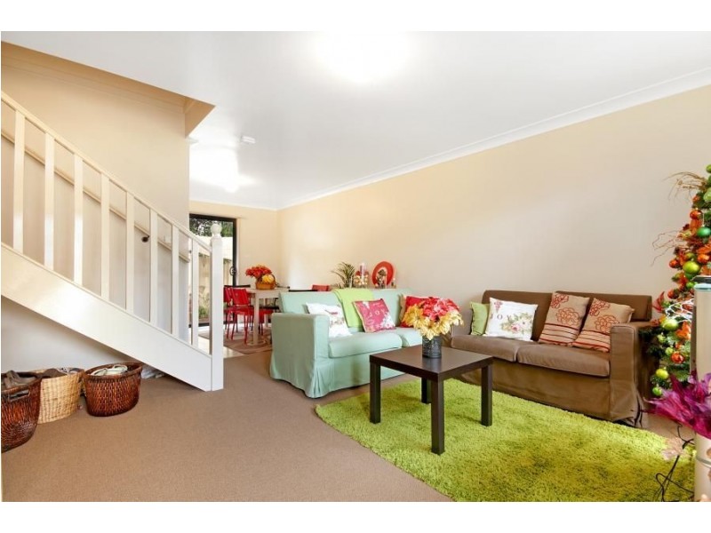 2/5-7 Bando Road, Girraween NSW 2145
