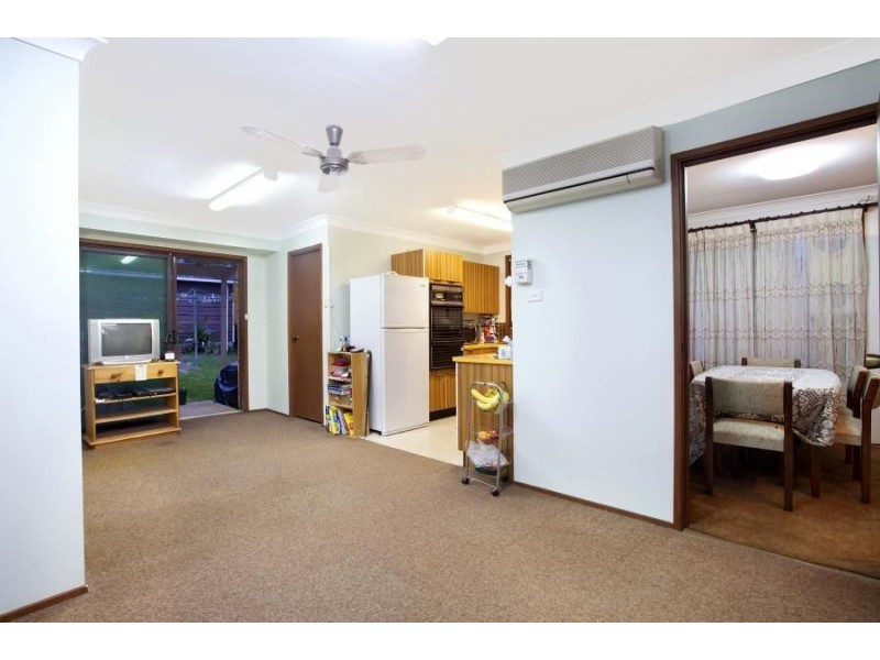 58 Faulkland Crescent, Kings Park NSW 2148