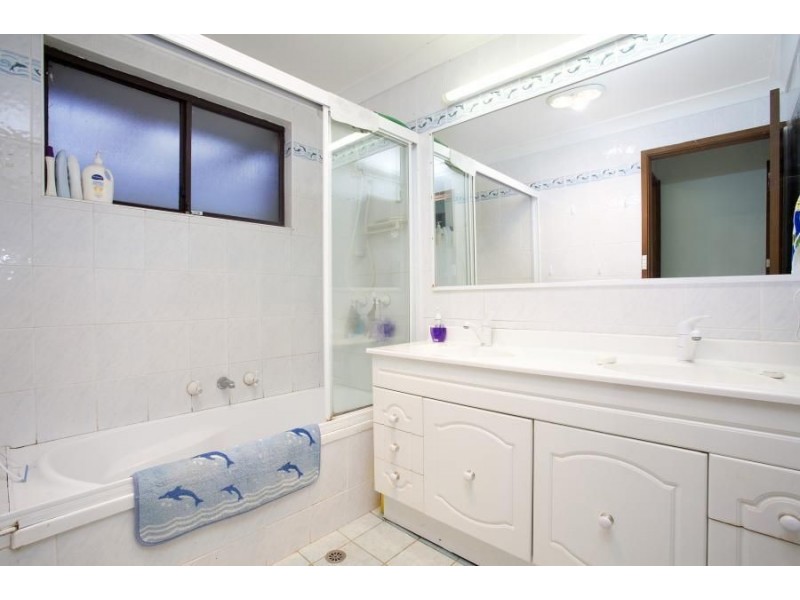 58 Faulkland Crescent, Kings Park NSW 2148