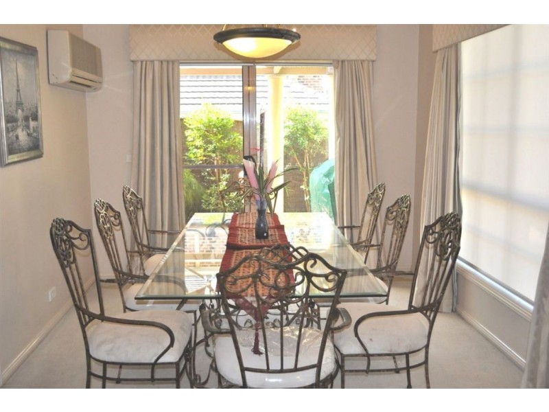 10 Winslow Avenue, Castle Hill NSW 2154