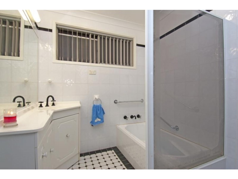 12 Oakes Road, Winston Hills NSW 2153