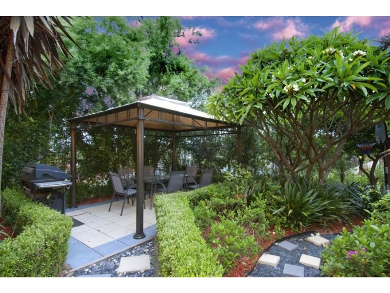 12 Oakes Road, Winston Hills NSW 2153