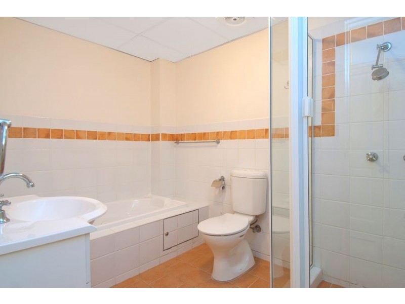 17/392-402 Windsor Road, Baulkham Hills NSW 2153