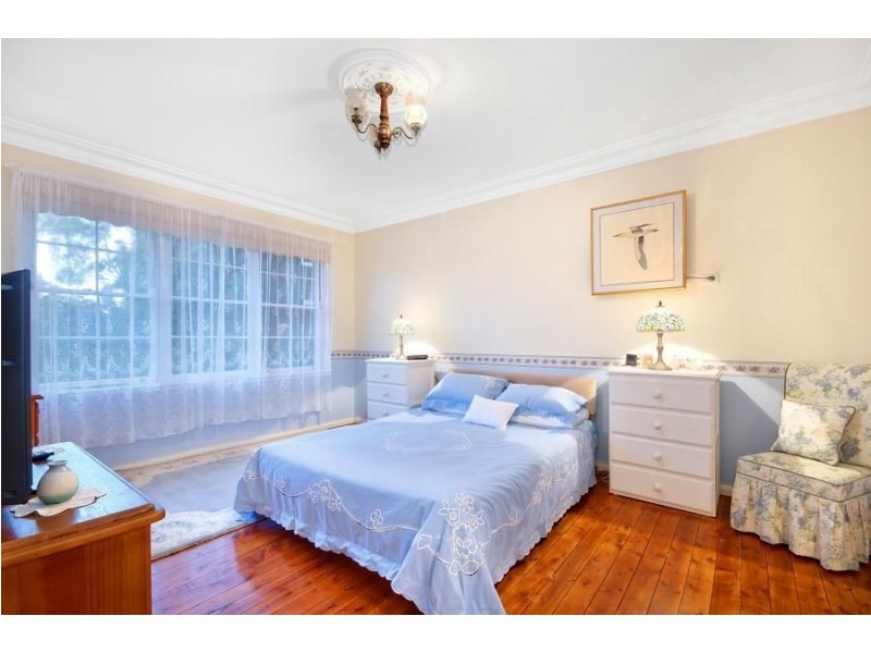 1 Echo Place, Winston Hills NSW 2153