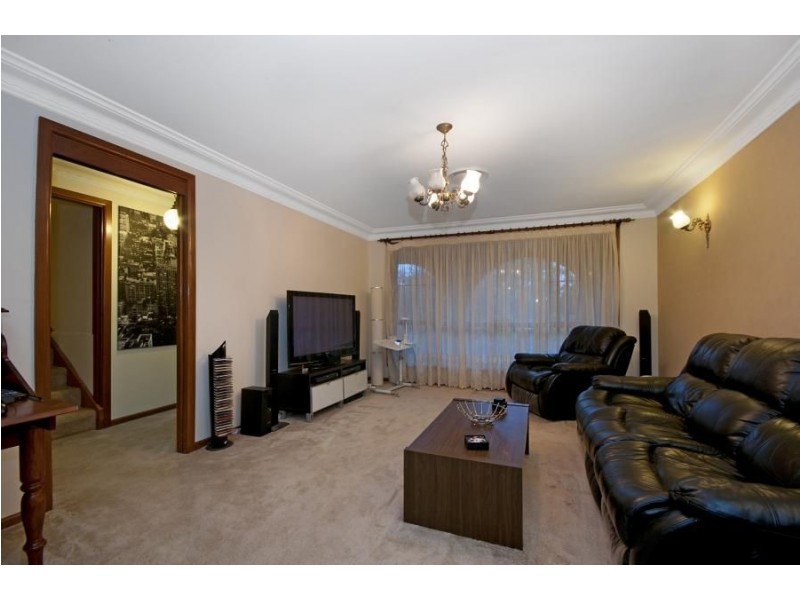 237 Caroline Chisholm Drive, Winston Hills NSW 2153