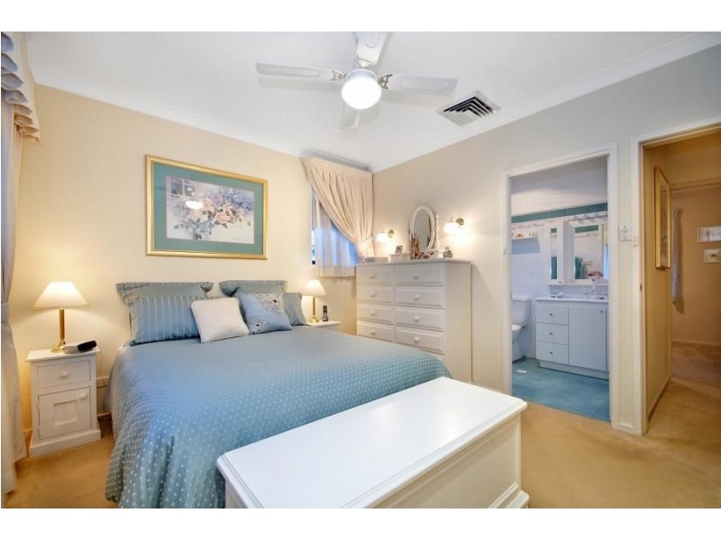 23 Cambridge Avenue, North Rocks NSW 2151