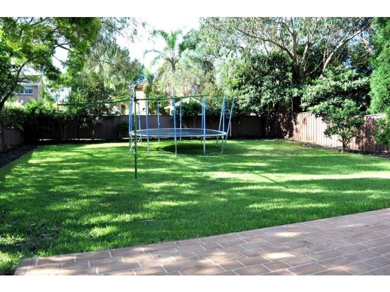 100 Cropley Drive, Baulkham Hills NSW 2153