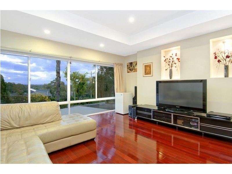 32 Chapel Lane, Baulkham Hills NSW 2153