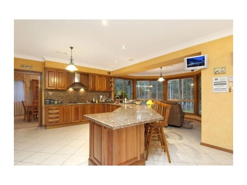 5 Neville Court, Castle Hill NSW 2154