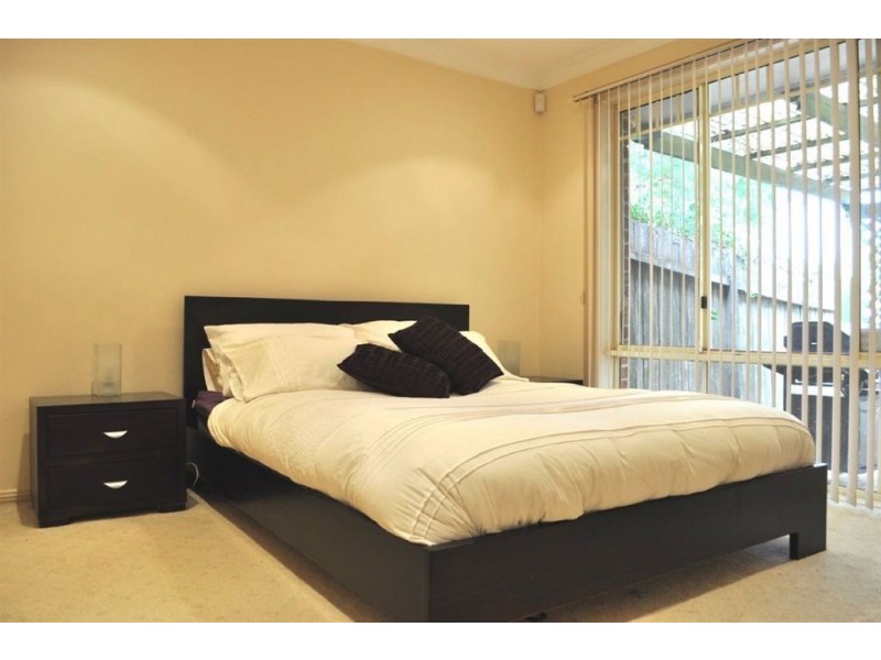 1b Denton Grove, Quakers Hill NSW 2763