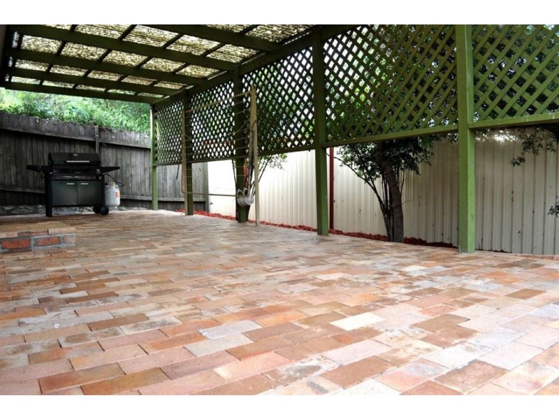 1b Denton Grove, Quakers Hill NSW 2763