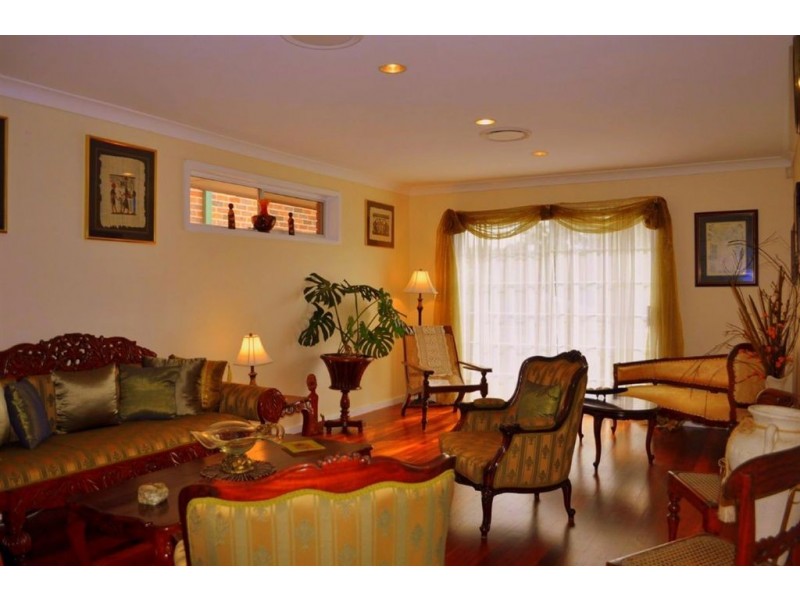 40 Sarah Crescent, Baulkham Hills NSW 2153