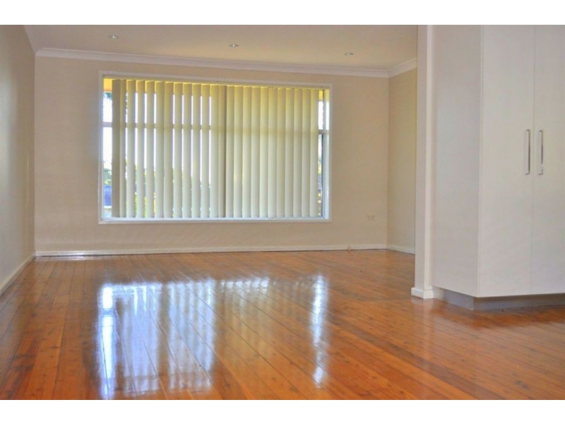 12 Gordon Avenue, Castle Hill NSW 2154