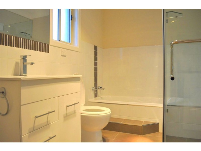 12 Gordon Avenue, Castle Hill NSW 2154