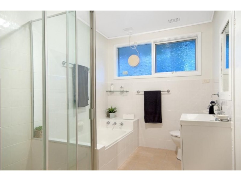 1 Catlett Avenue, North Rocks NSW 2151