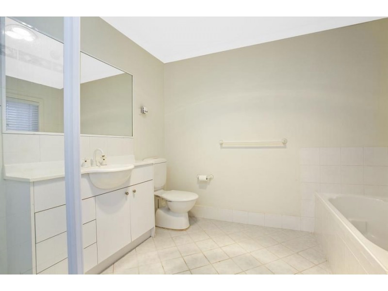 9 Warooga Avenue, Baulkham Hills NSW 2153