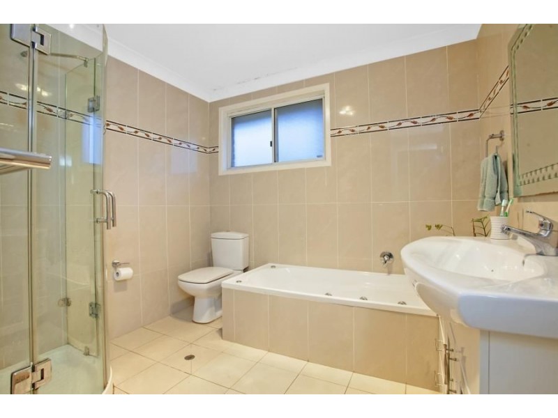 48 Faulkland Crescent, Kings Park NSW 2148