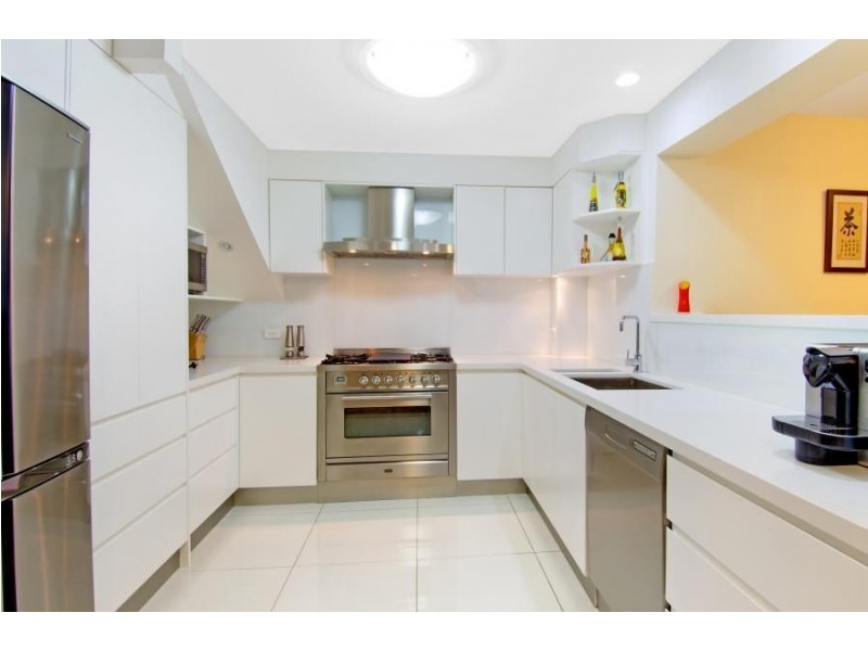 69 Mill Drive, North Rocks NSW 2151