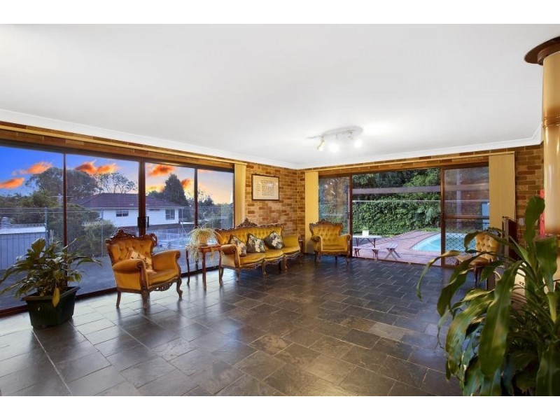4 Victor Close, Baulkham Hills NSW 2153