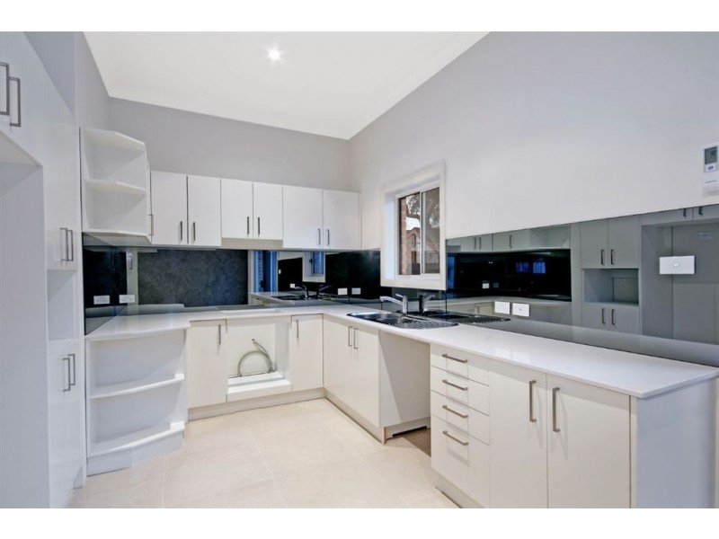 15c Magowar Road, Pendle Hill NSW 2145