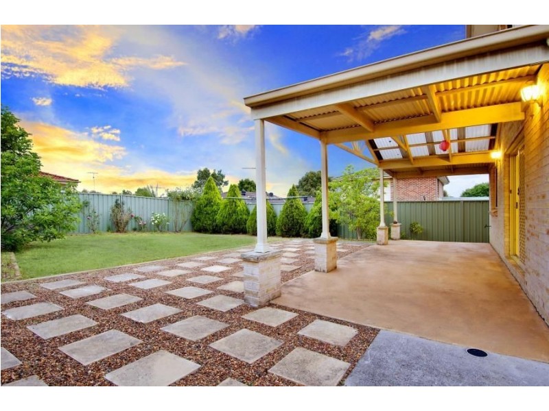 4 Sharrock Avenue, Glenwood NSW 2768