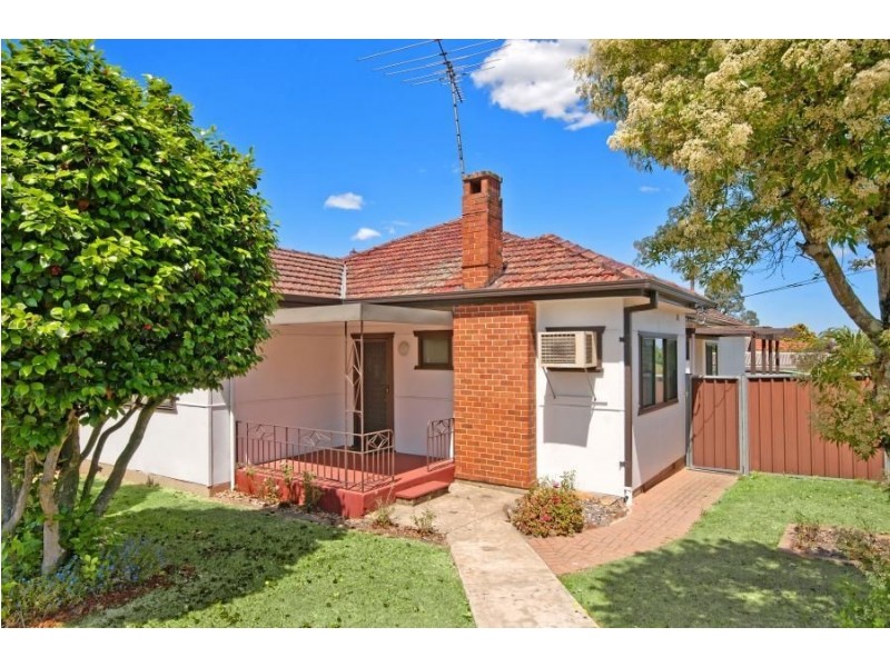 22 Raymond Avenue, Northmead NSW 2152