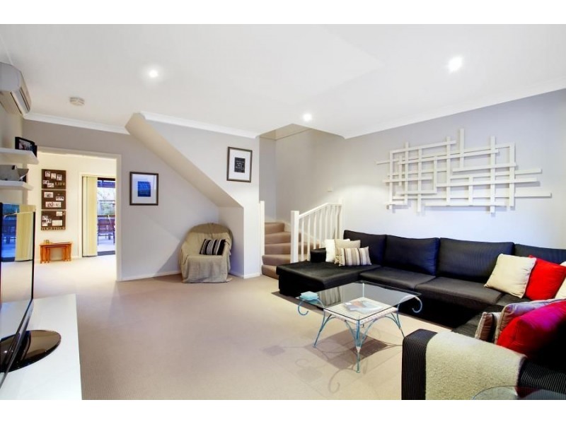 33/18-20 Pearce Street, Baulkham Hills NSW 2153