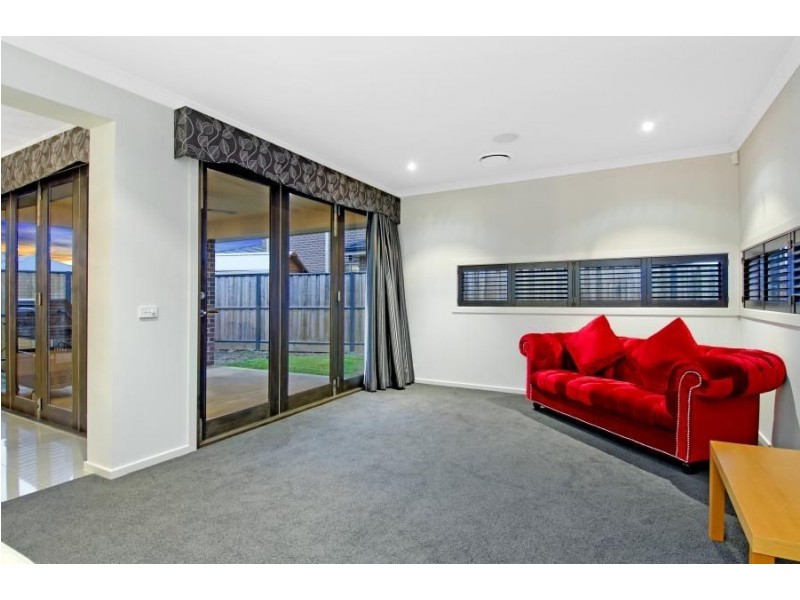 83 Riverbank Drive, The Ponds NSW 2769