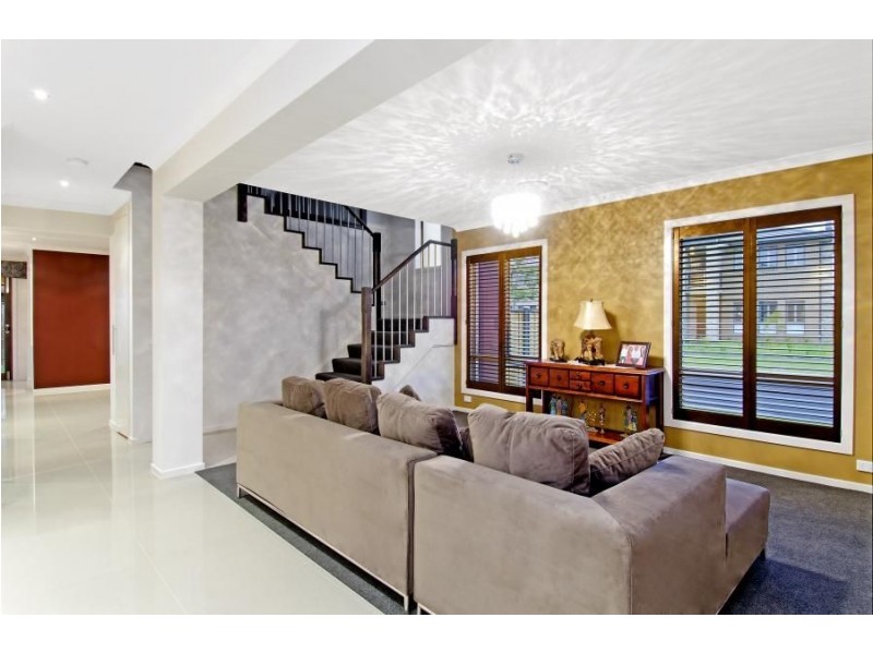 83 Riverbank Drive, The Ponds NSW 2769