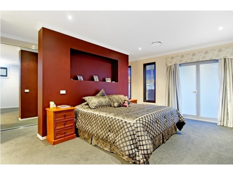 83 Riverbank Drive, The Ponds NSW 2769