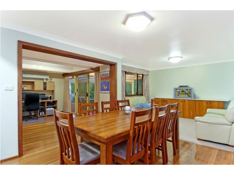 8 Kerwick Court, Baulkham Hills NSW 2153