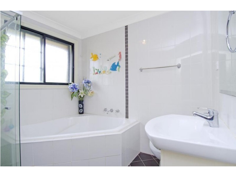 4/2c Edward Street, Baulkham Hills NSW 2153