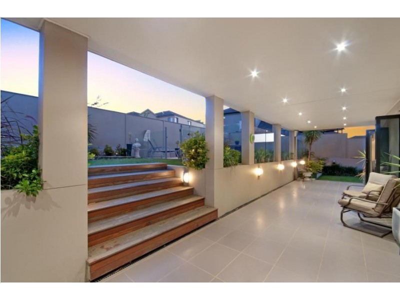 80 Edgewater Drive, Bella Vista NSW 2153