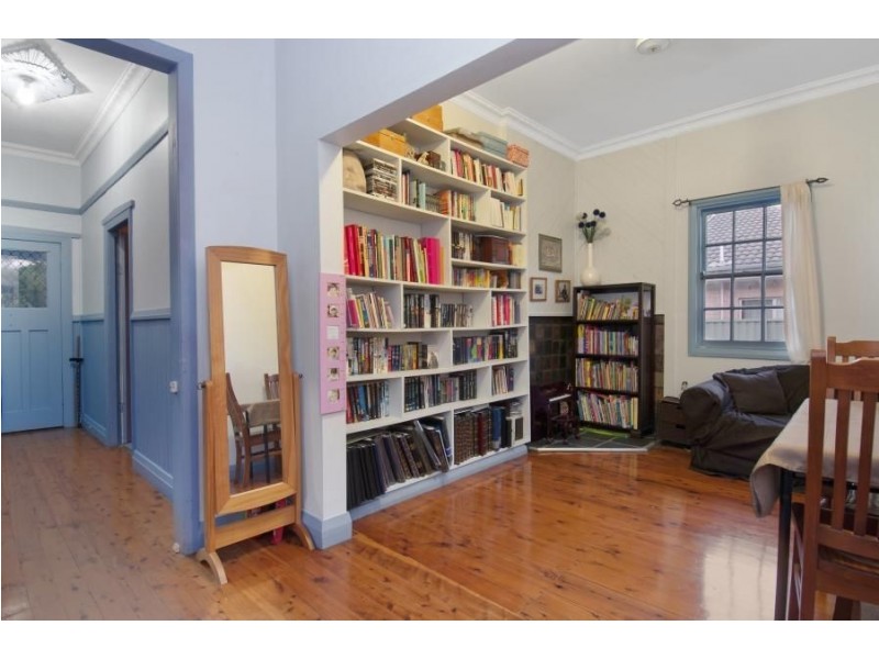 22 Moxhams Road, Northmead NSW 2152