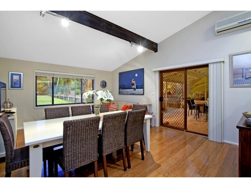 40 Cropley Drive, Baulkham Hills NSW 2153