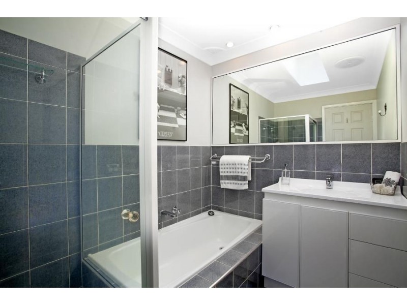 40 Cropley Drive, Baulkham Hills NSW 2153