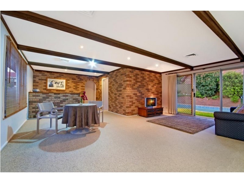 15 Jamberoo Avenue, Baulkham Hills NSW 2153