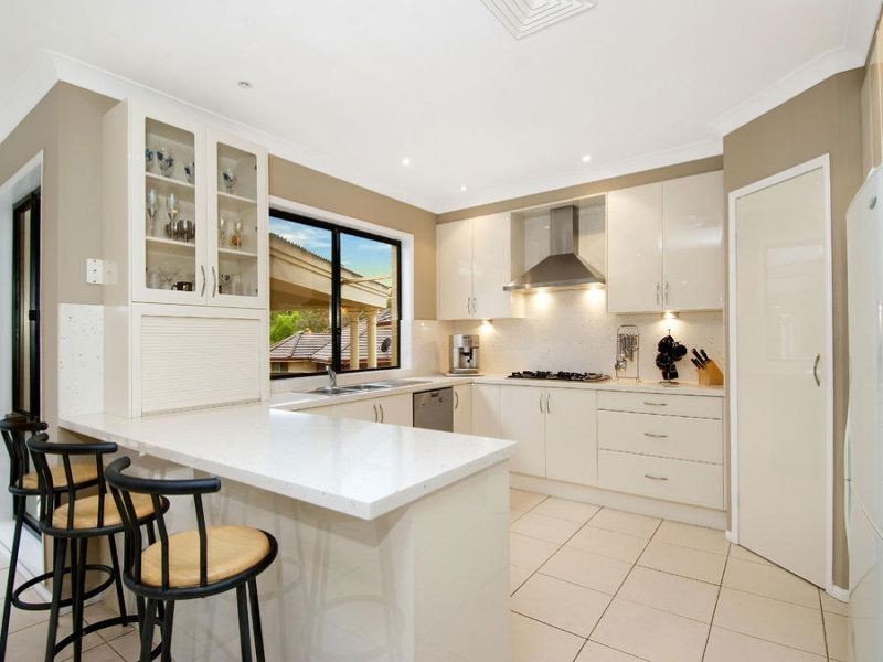 13 Carnival Way, Beaumont Hills NSW 2155