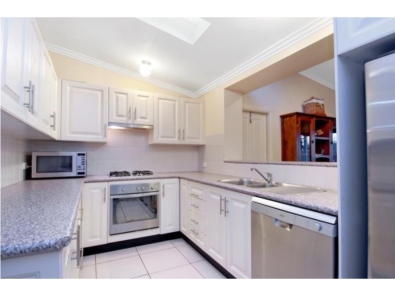 22 Moxhams Road, Northmead NSW 2152