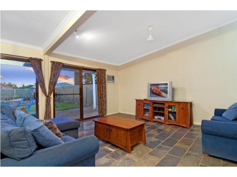 22 Moxhams Road, Northmead NSW 2152