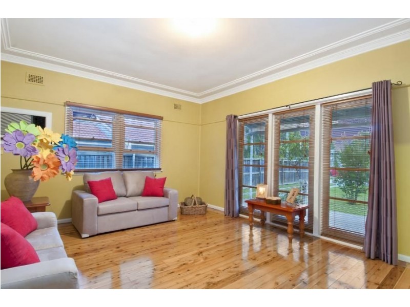 389 Wentworth Avenue, Toongabbie NSW 2146